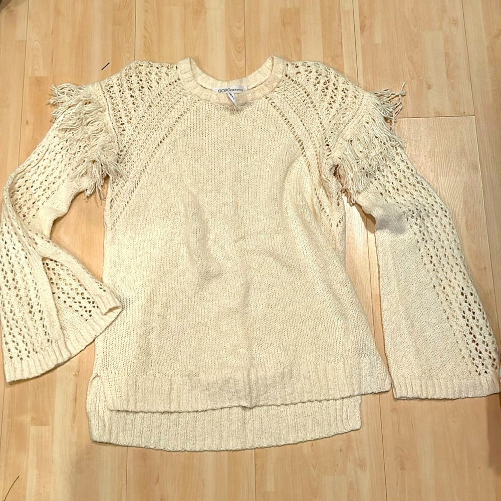 BCBG Generation cotton and rayon light weight sweater
